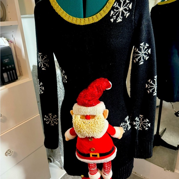 Size M Christmas sweater - Picture 1 of 1